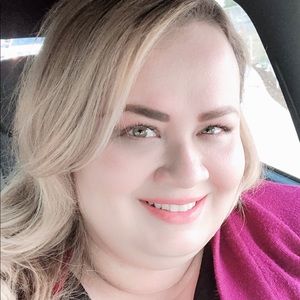 Meet your Posher, Norma